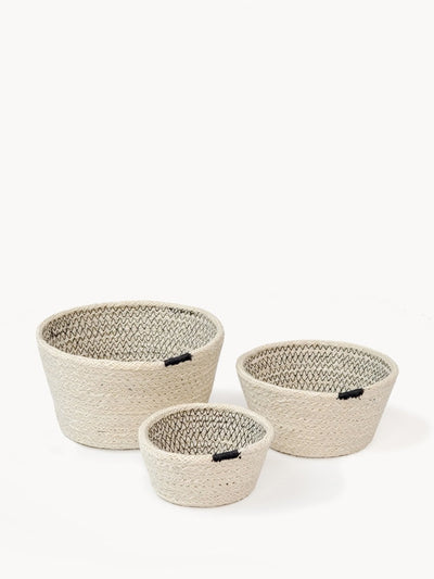 Minimalistic Amari Bowl - Black (Set of 3) go with everything, everywhere in your space!